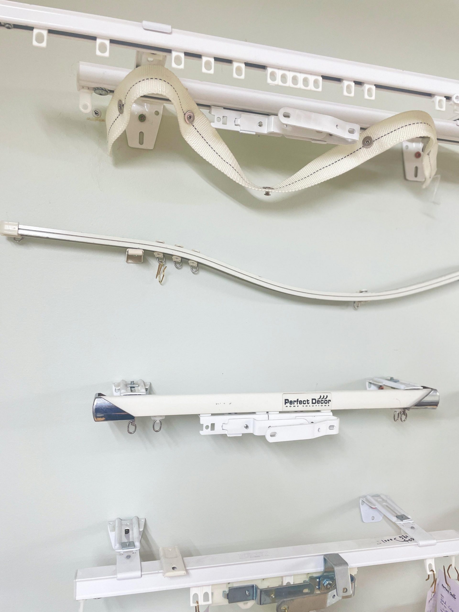 Curtain Track/Rod - Image 8